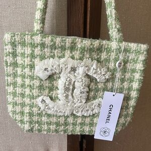 CHANEL Green and Cream Tweed CC Appliqué Tote